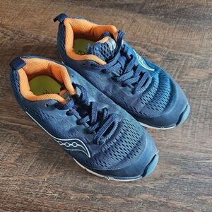 Saucony boys sneakers navy blue orange 11.5W
